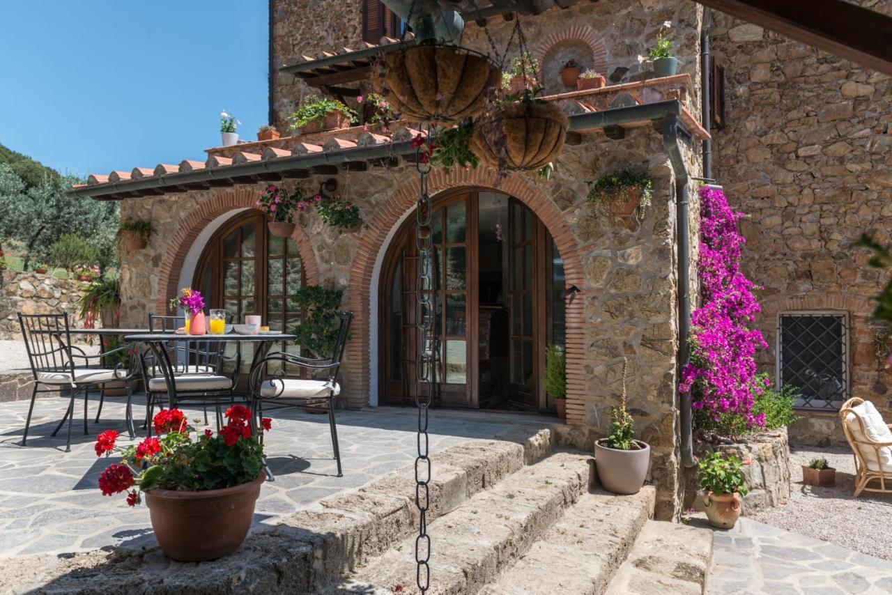 Agriturismo Schiaccia Ghiande Massa Marittima Exterior photo